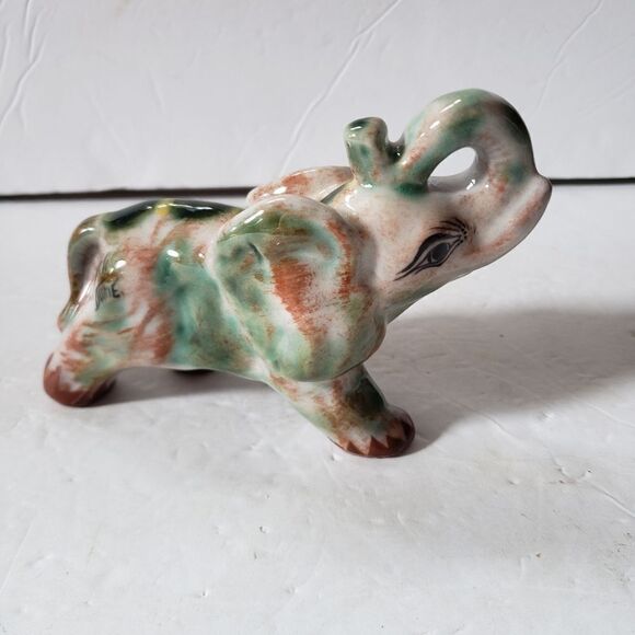 Elephant Figurine Signed - Picture 2 of 12